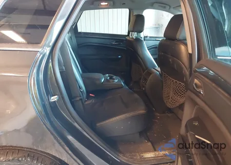 2015 Cadillac Srx Standard z USA, uszkodzony, nr VIN 3GYFNAE37FS551641